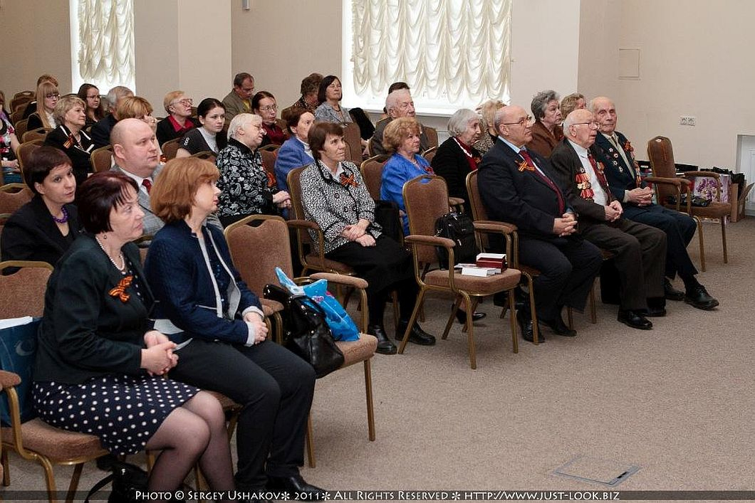 Встреча ветеранов и участников Великой Отечественной войны, посвященная 70-летию полного освобождения Ленинграда от блокады.